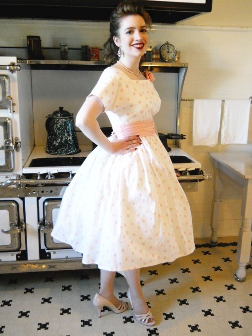 Illustrative example of cupcake dress
