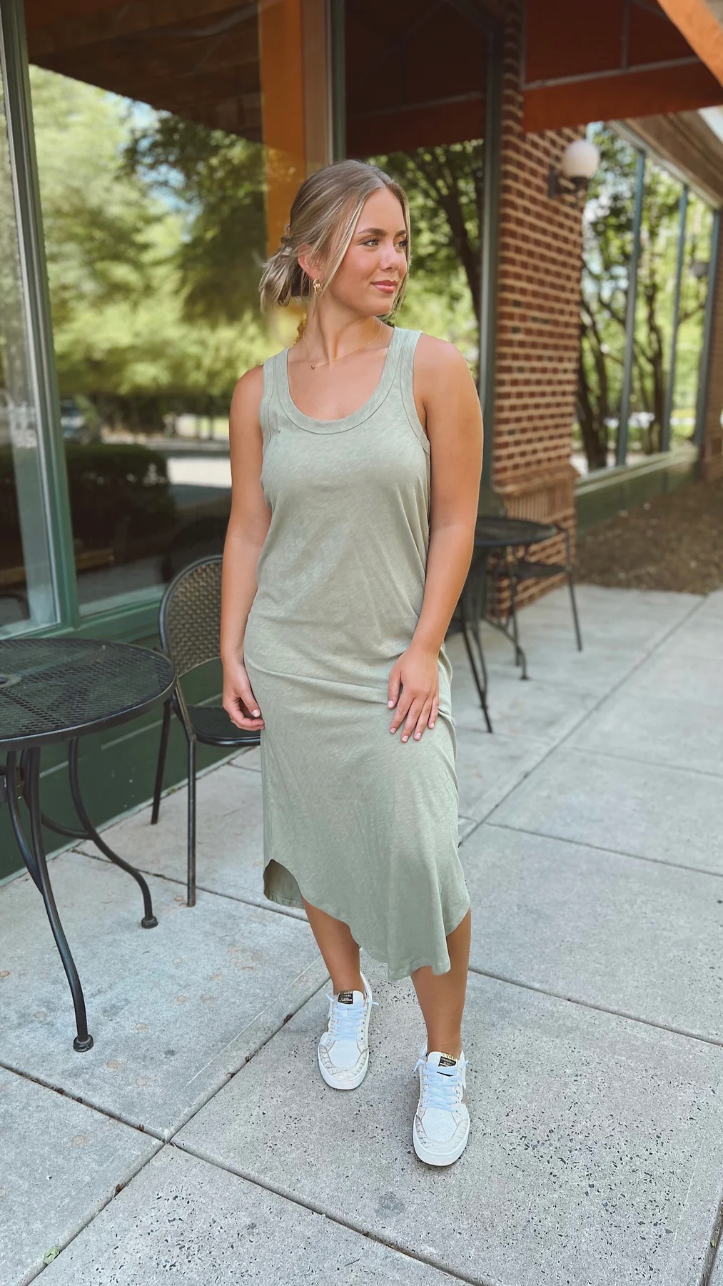 Illustrative example of easy going z supply slub dress medium