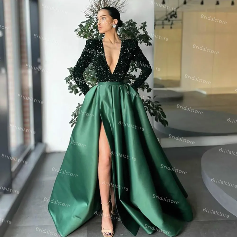 Illustrative example of emerald green graduation dresses