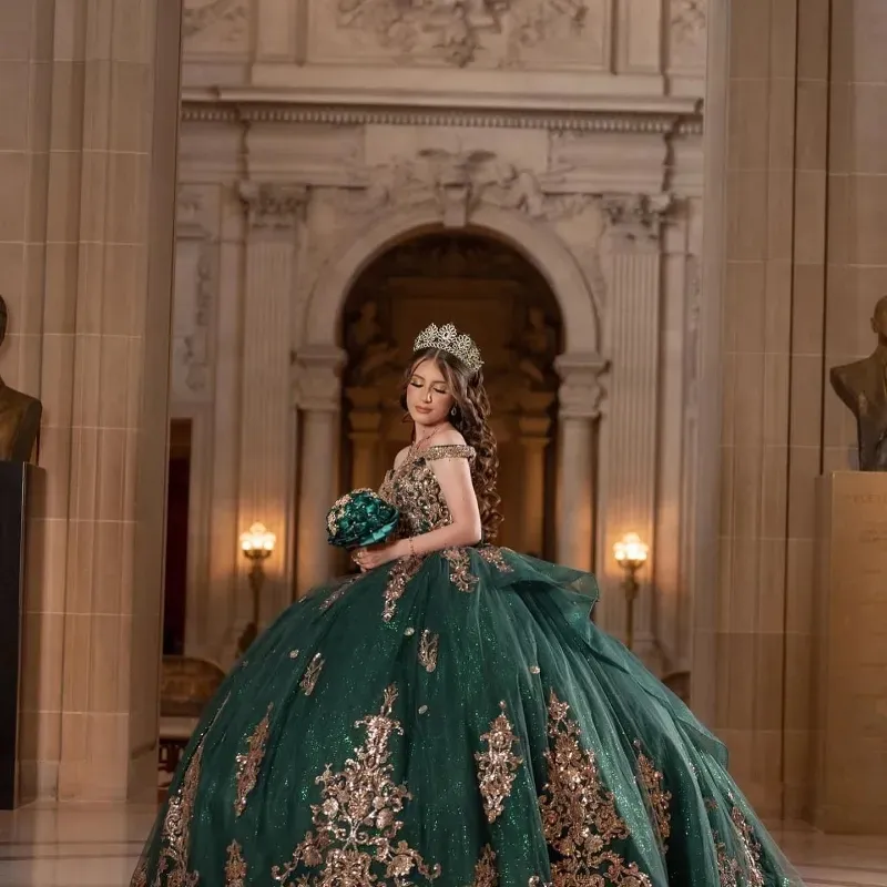 Illustrative example of emerald green quince dress