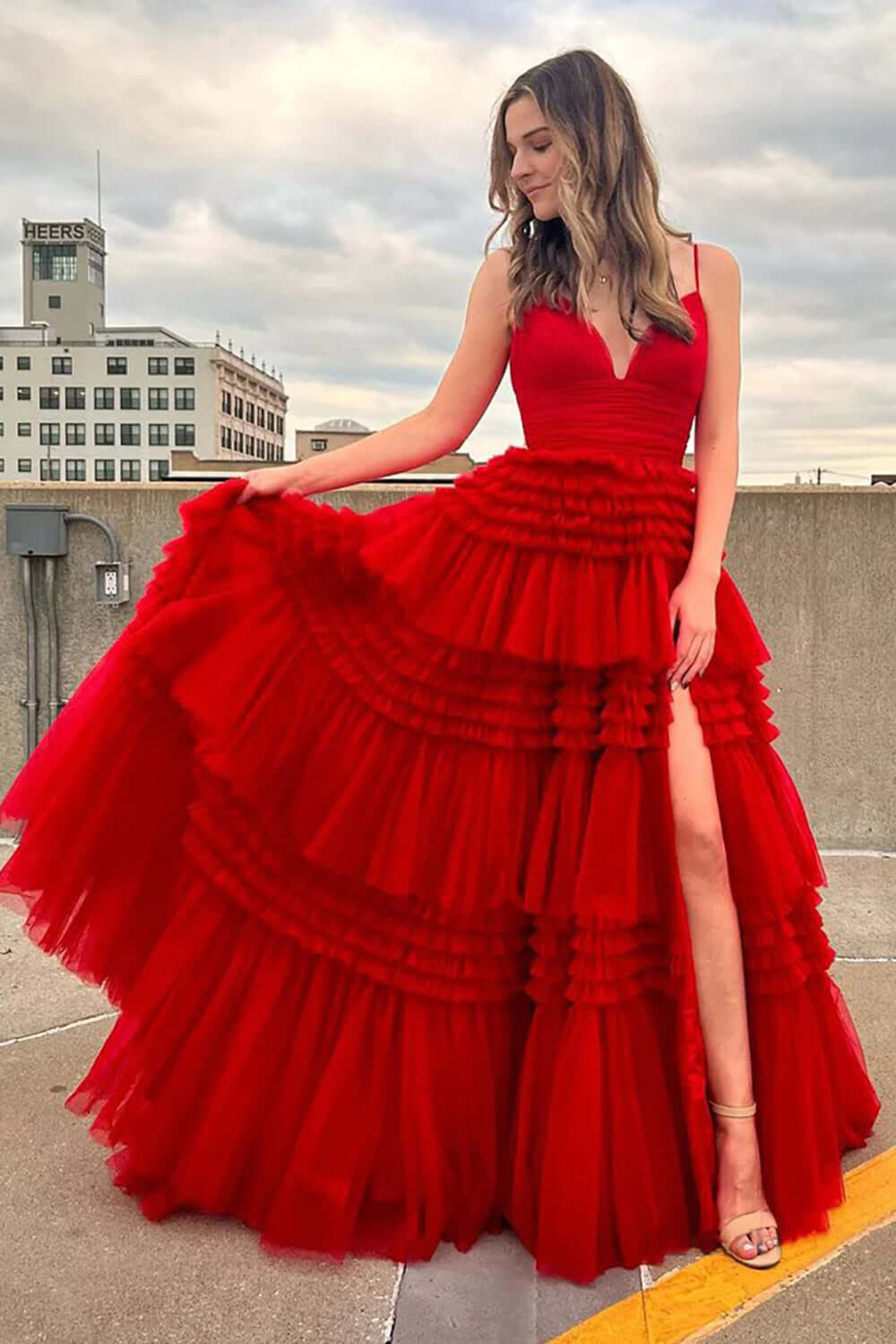 Illustrative example of red prom dresses 2025