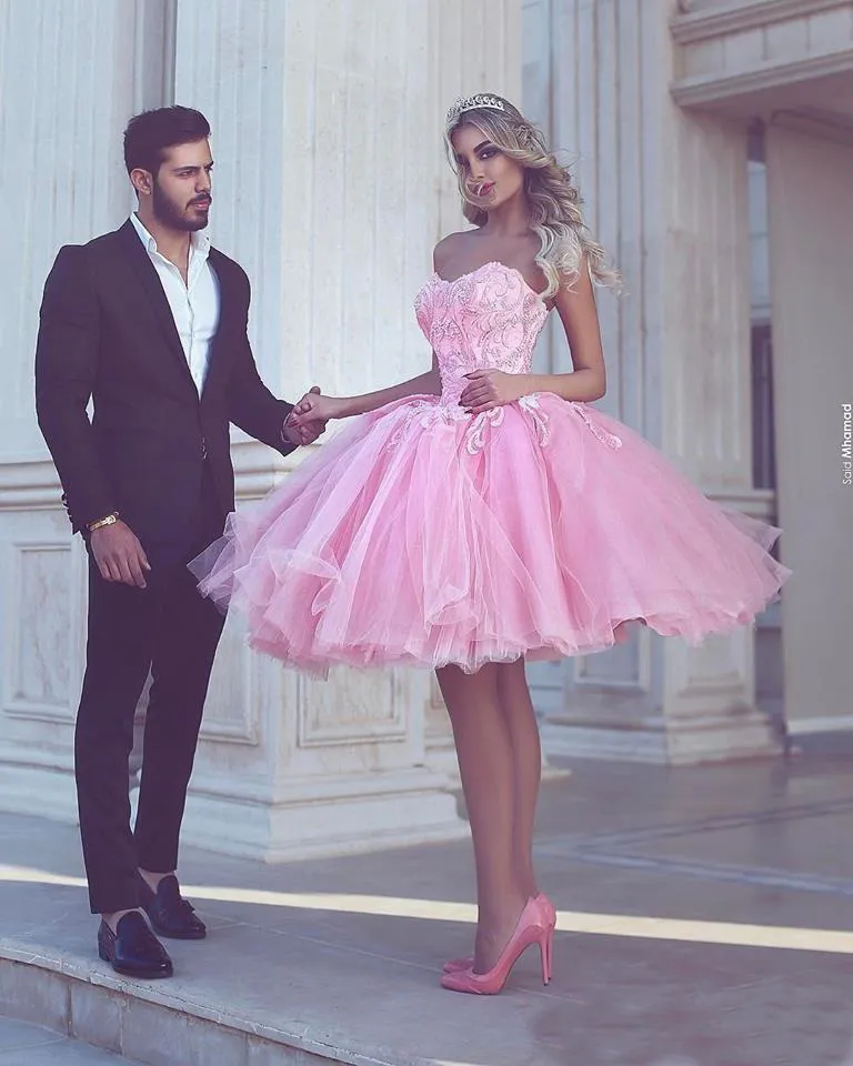 Illustrative example of short tulle homecoming dresses