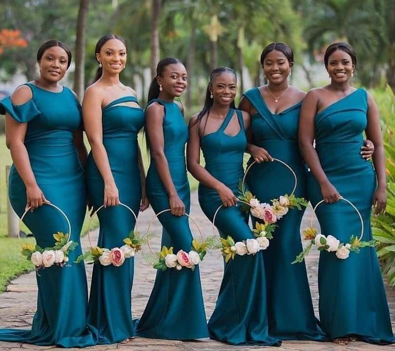 Illustrative example of teal bridesmaid dresses