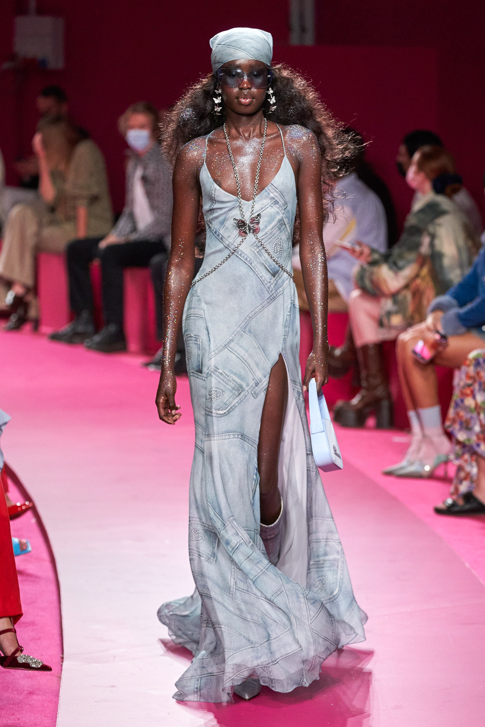 Illustrative example of y2k dress