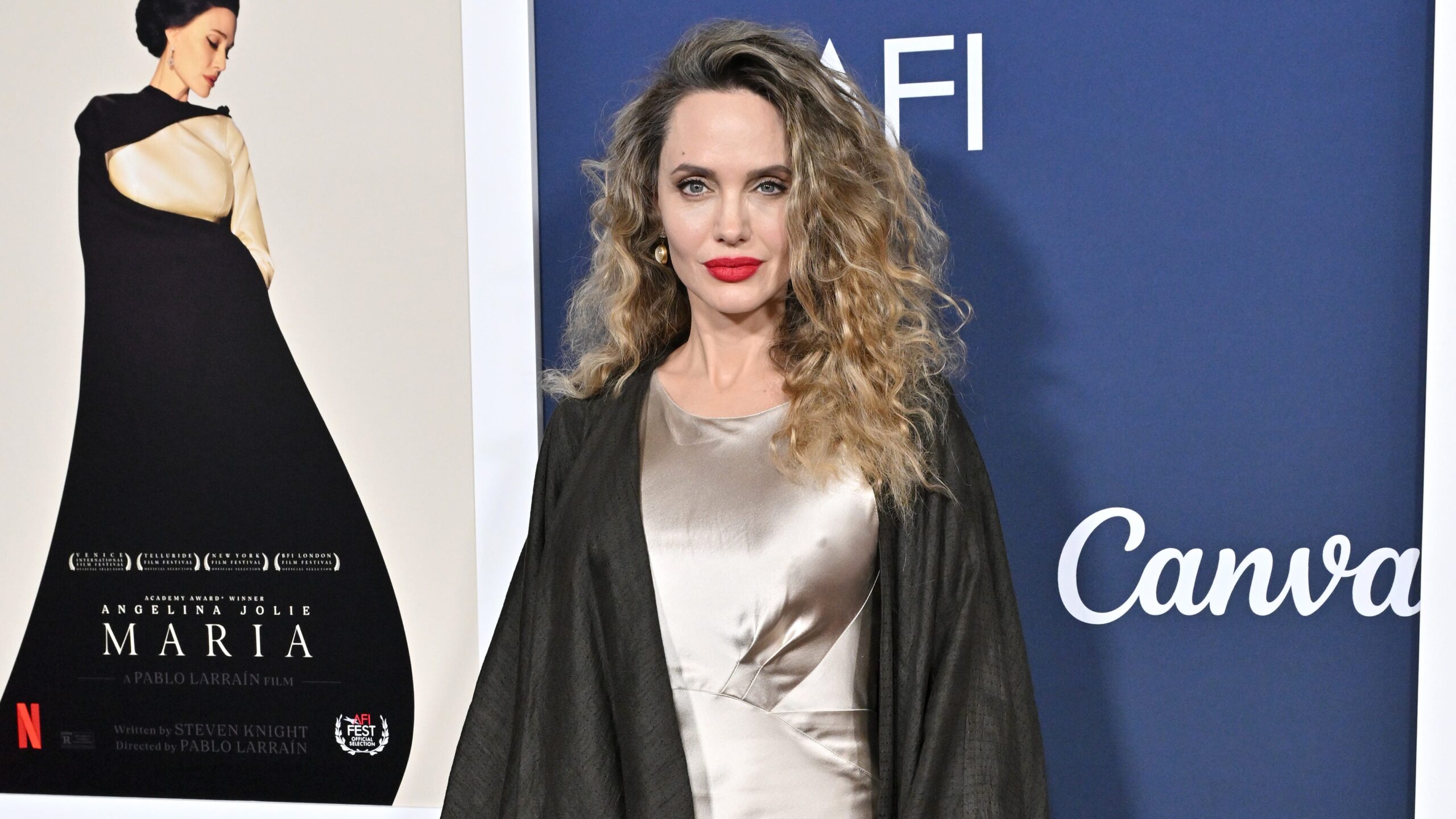 Illustrative example of jolie dresses from Google Search