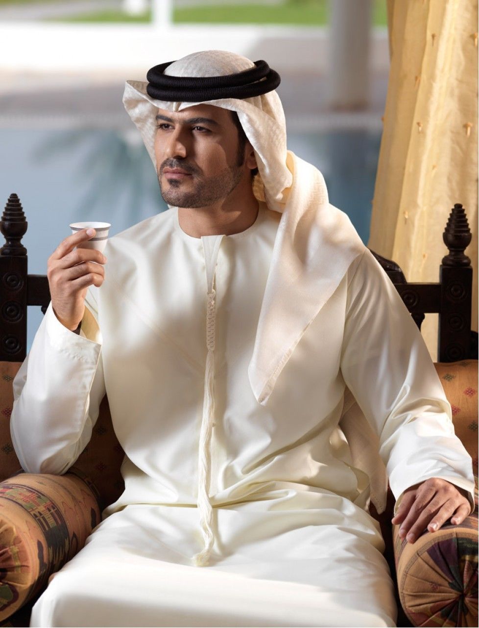 Illustrative example of mens islamic dress from Google Search