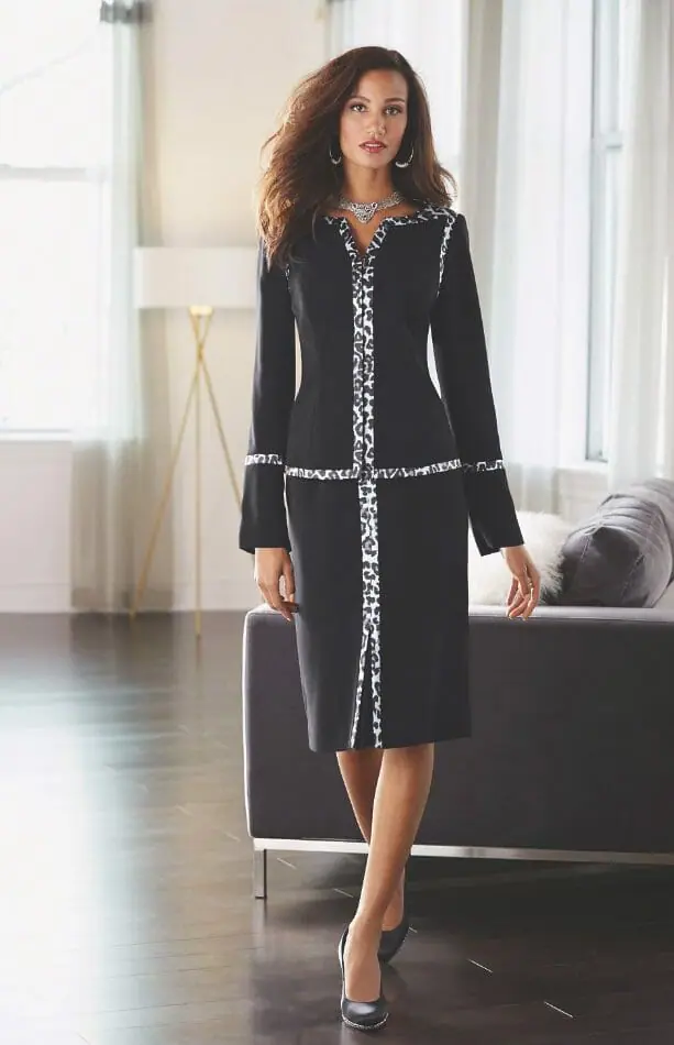 Illustrative example of midnight velvet dresses from Google Search