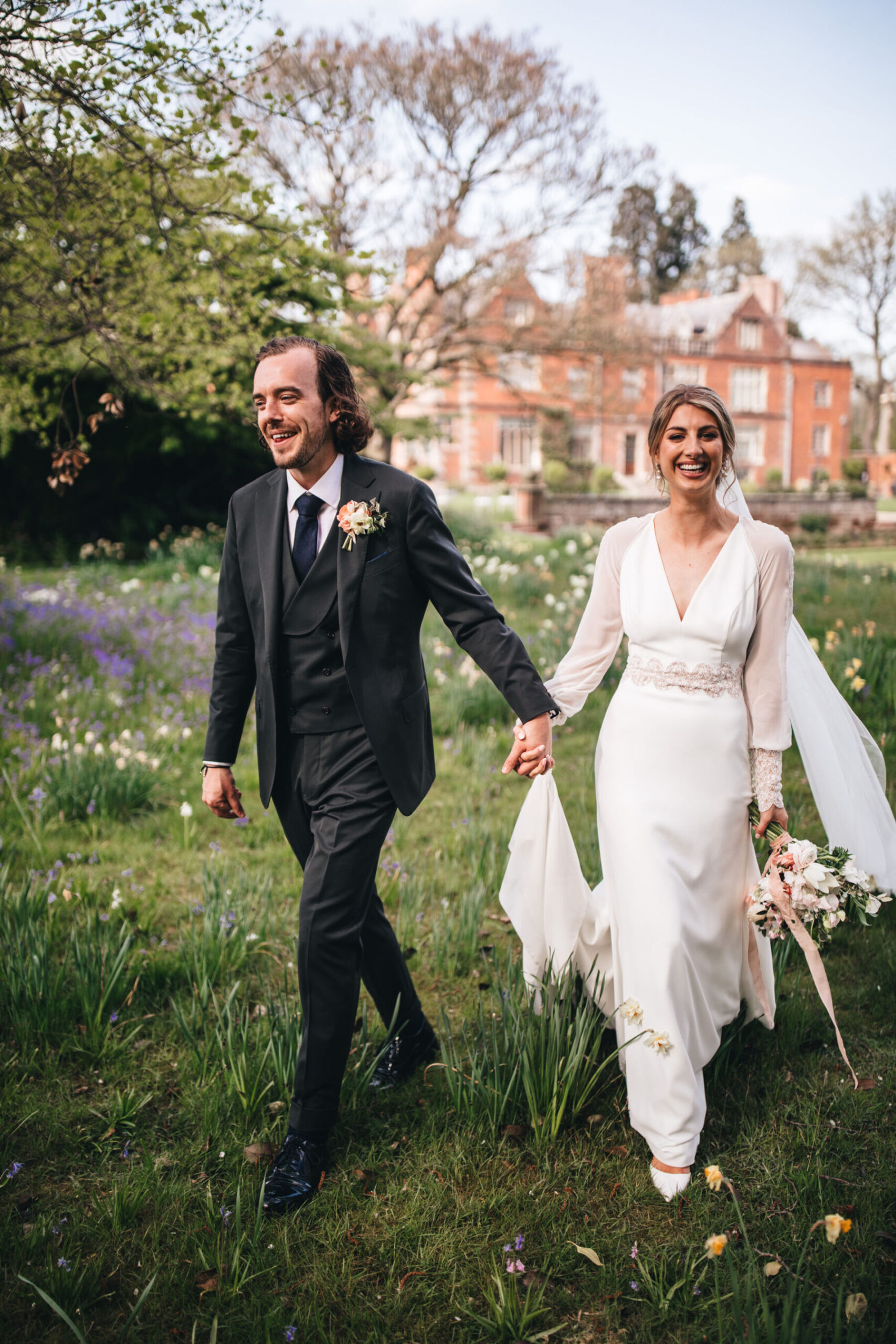 Illustrative example of rosa clara wedding dresses from Google Search
